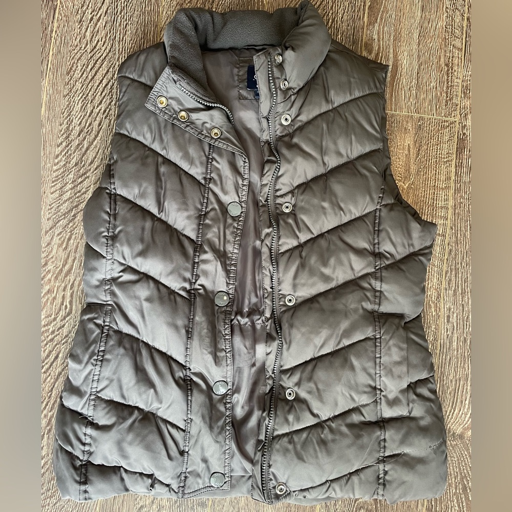 Gray Gap Vest